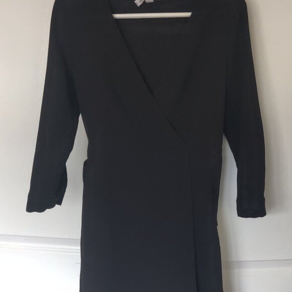 Mango Size 4 Womens Cocktail Dress - Excellent (Black V-Neck Wrap Dress) - Picture 4 of 9